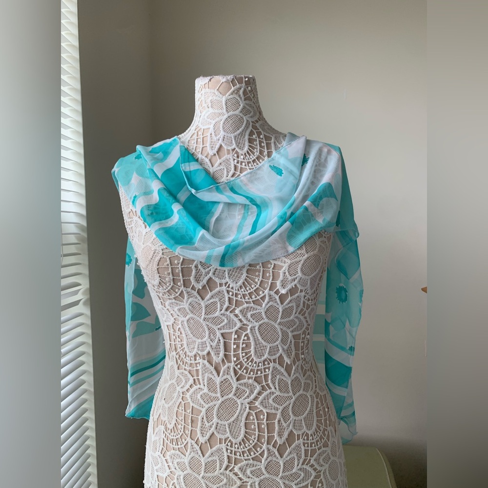 NEOT Kirks Folly Springtime Splendor Scarf Blue White Sheer Chiffon Beach Summer - Picture 4 of 7